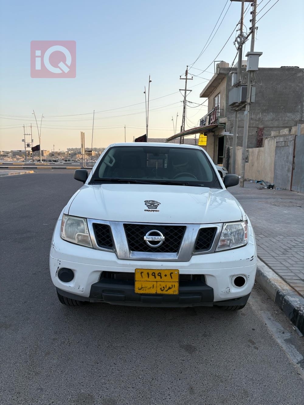 نيسان فرونتر